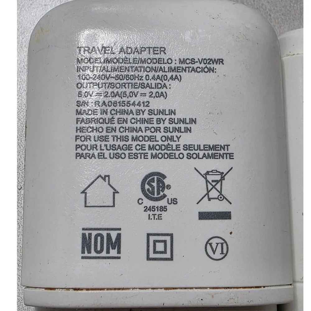 Lot of 8 LG USB Wall Charger Adapters Fast Charge MCS-H06WR MCS-V01WA White W4